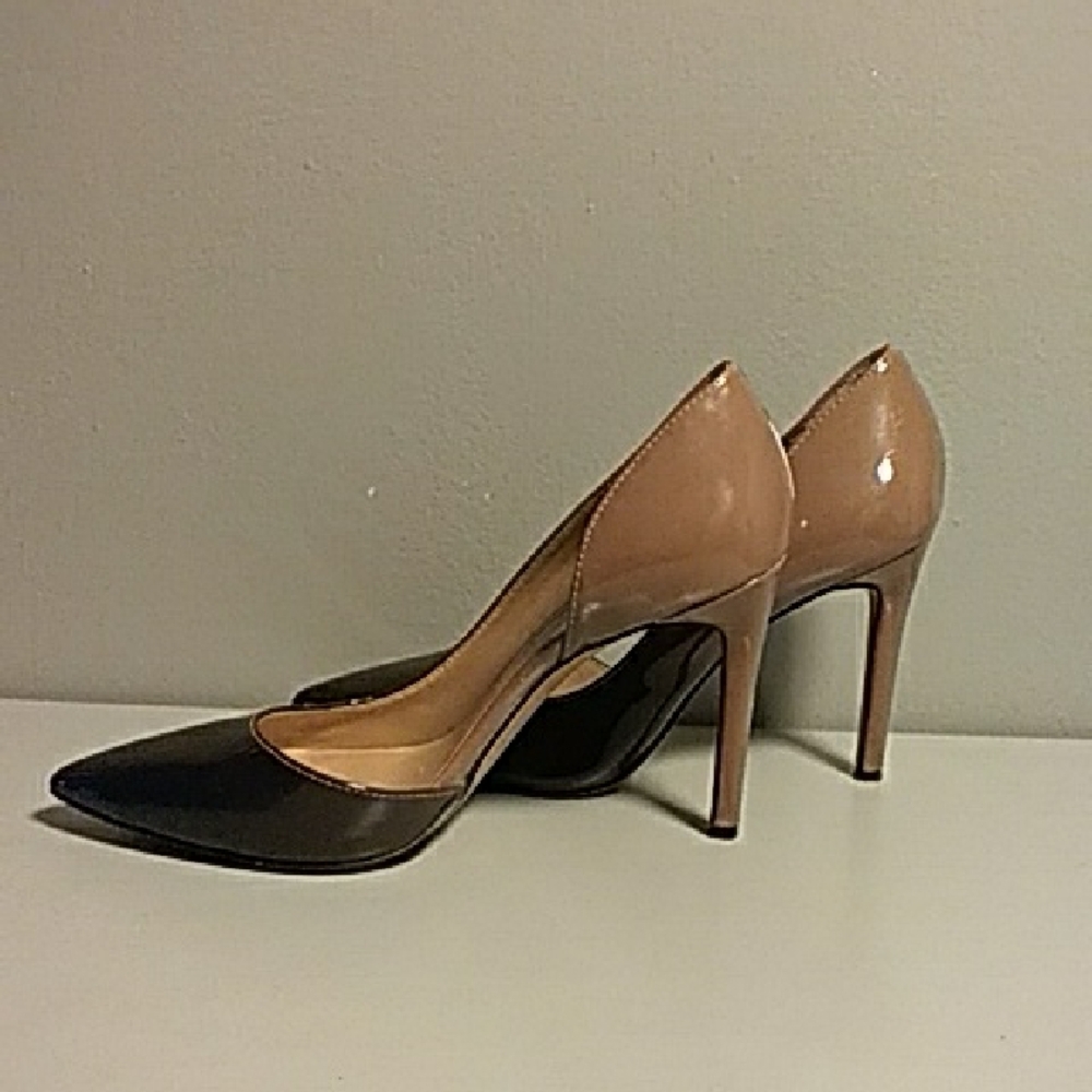 INC International Concepts Black and Tan Heels